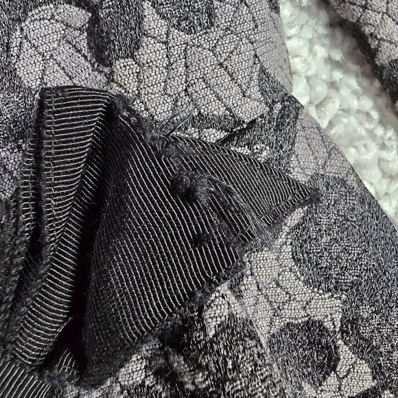 Betsey Johnson Jacket Womens 2 Black Brocade Peplum Runway Gothic Chic - Picture 6 of 16